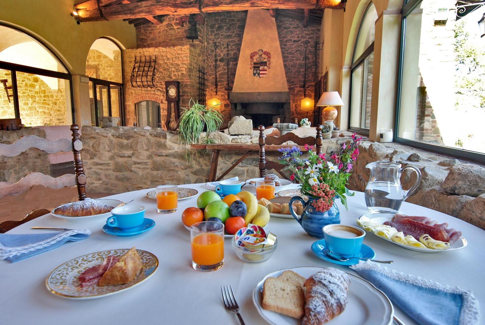 Agriturismo I Frati Paciano Eksteriør bilde